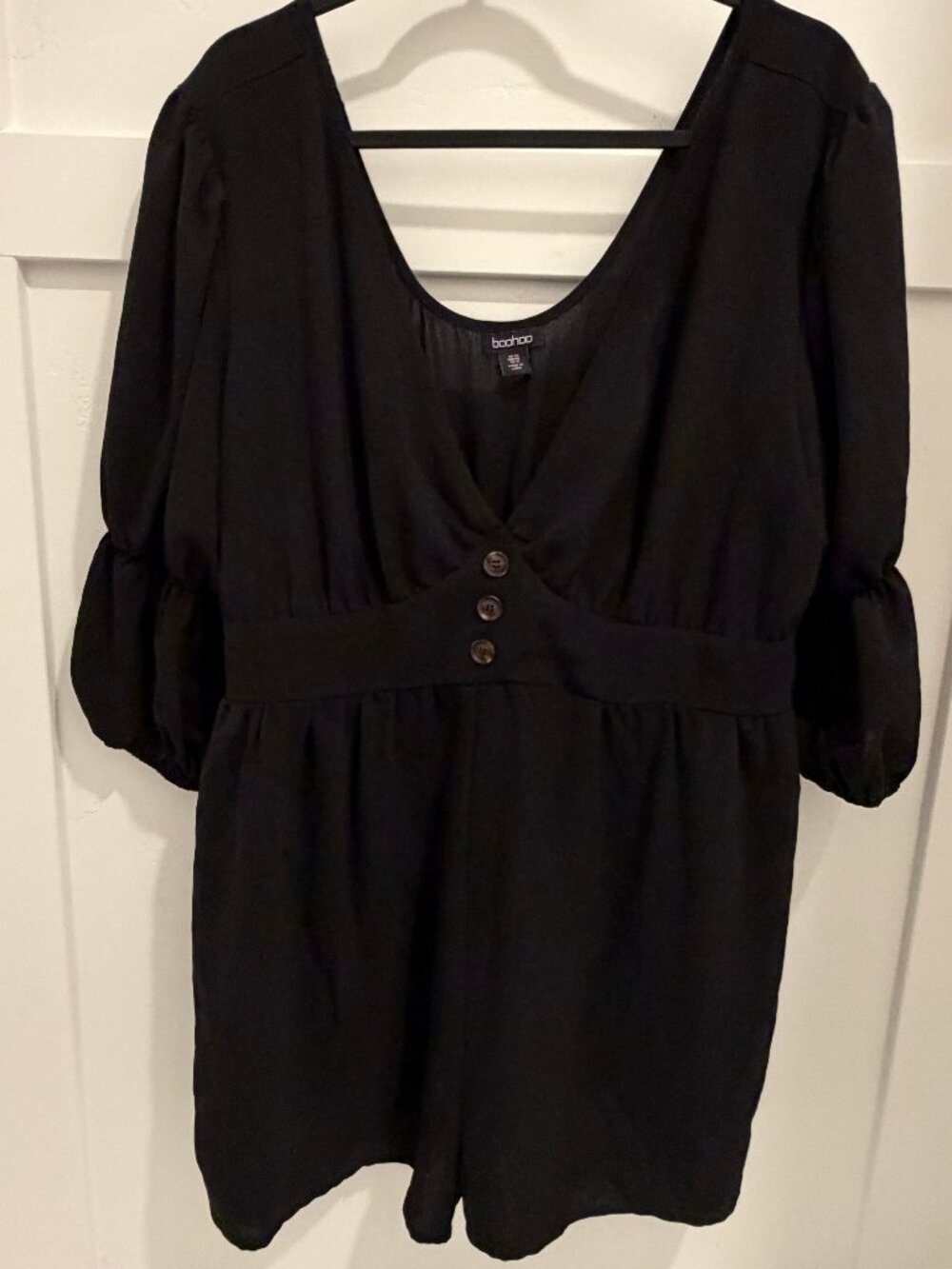 Boohoo Black V-Neck Romper Womens US 18 Flowy Empire Waist Balloon Sleeve
